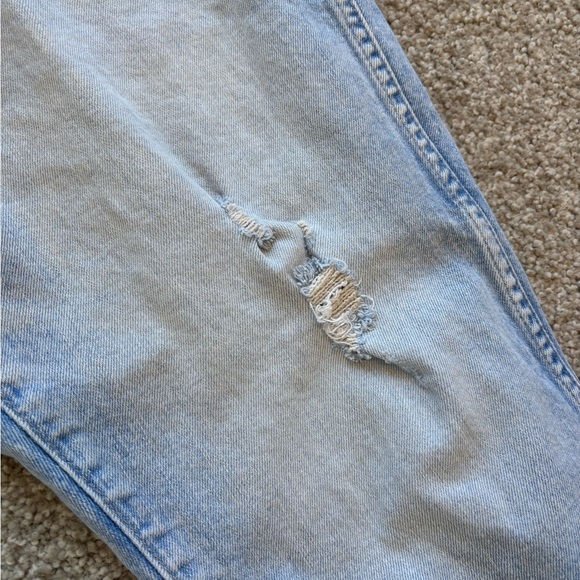 Gap High Rise Distressed Cigarette Jeans Light Wash - Picture 3 of 5